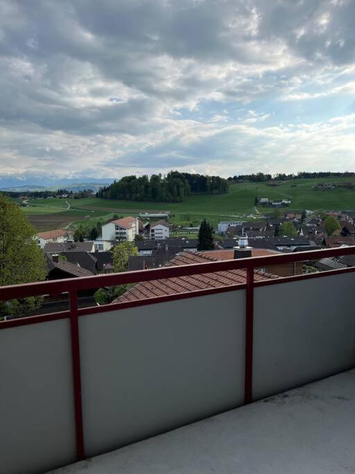Spacious 2Br Apartment Very Near Bern - Alps View Worb 外观 照片